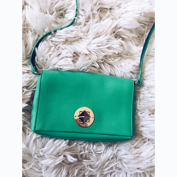 kate spade Handbags - Kate Spade Crossbody Purse